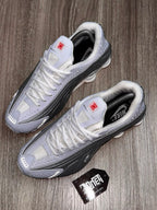 TÊNIS NK SHOX R4 - WHITE GREY