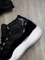 TÊNIS NK JORDAN 11 - JUBILEE