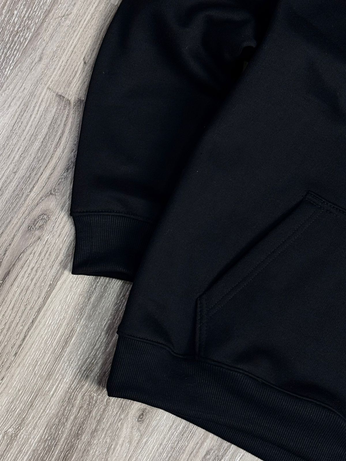 MOLETOM CANGURU SUP BOX - PRETO