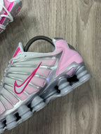 TÊNIS NK SHOX TL 12 MOLAS - METALLIC PLATINUM PINK FOAM