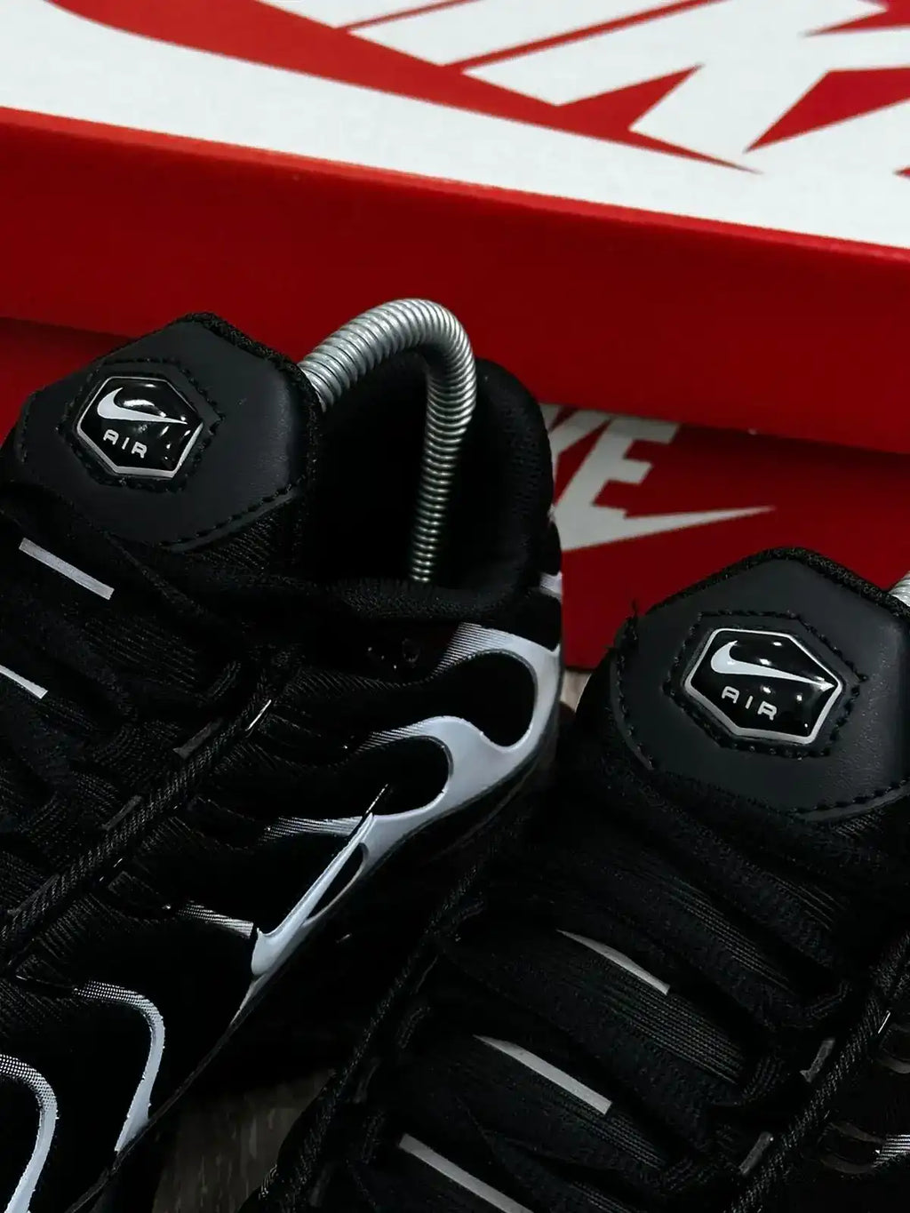 TÊNIS NK AIR MAX PLUS TN VENOM