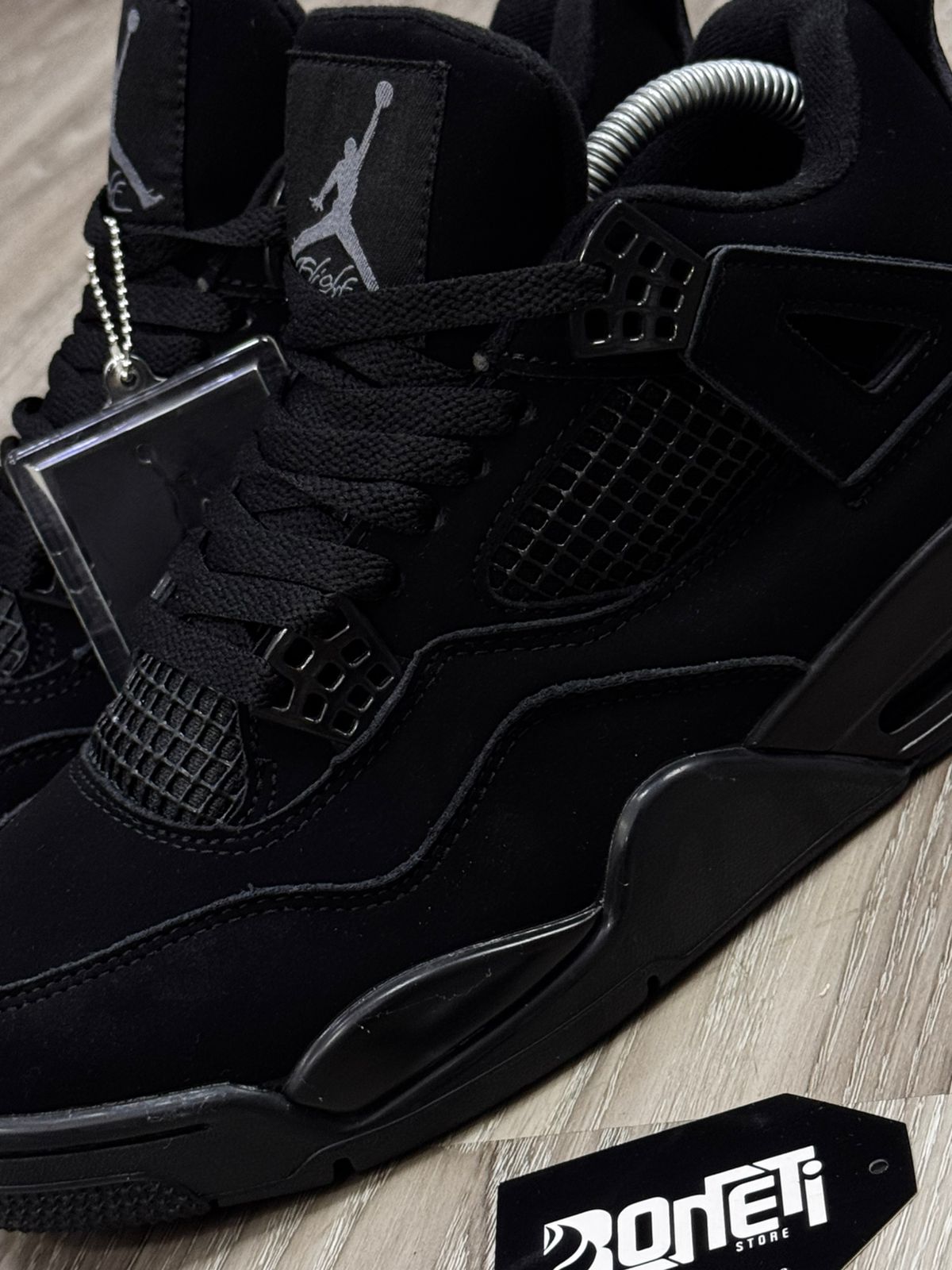 TÊNIS NK JORDAN 4 RETRÔ - BLACK CAT – Boneti Store | Oficial