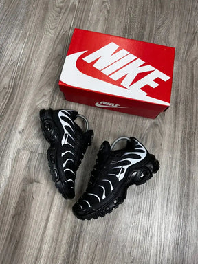 TÊNIS NK AIR MAX PLUS TN VENOM