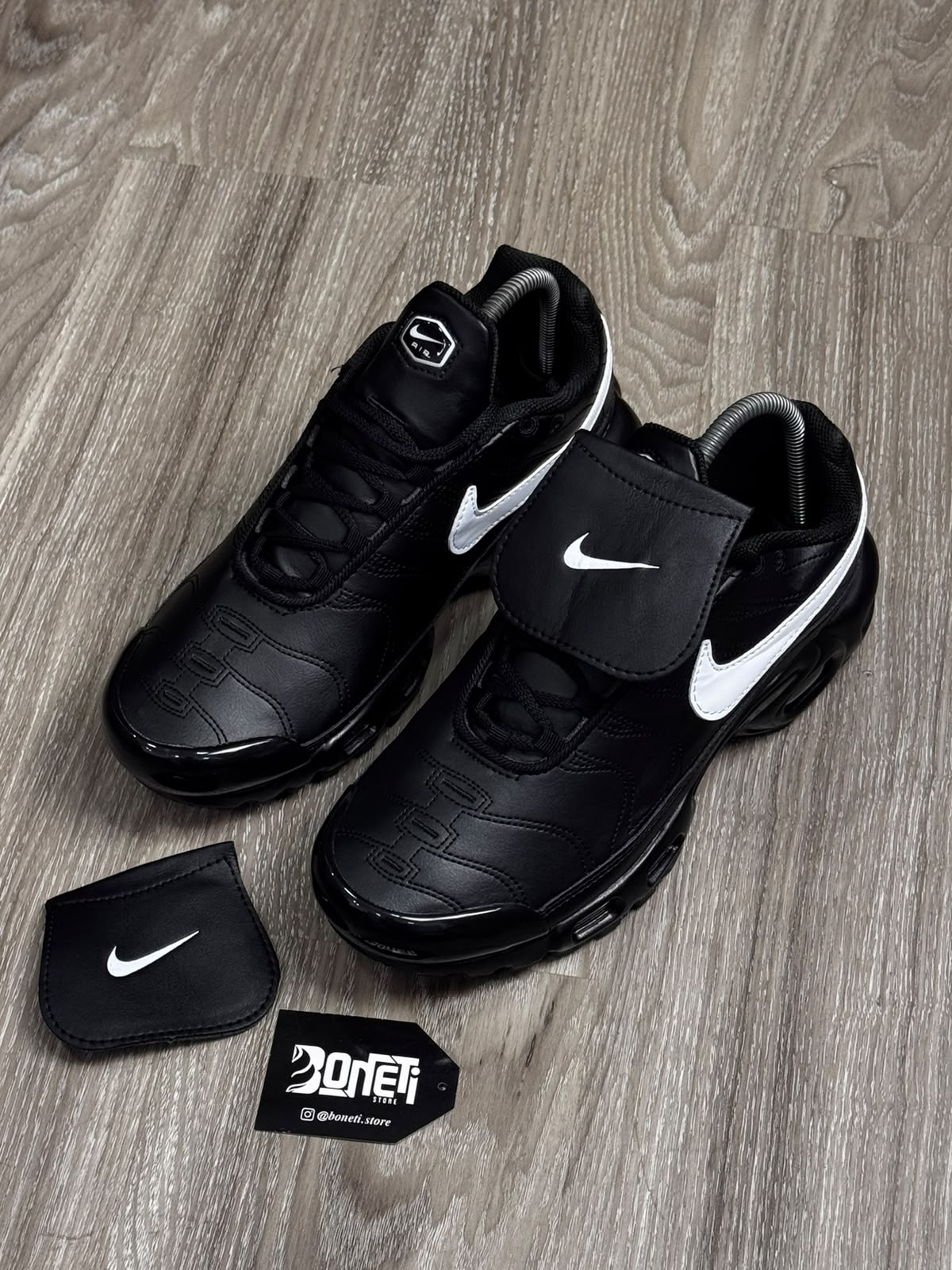 TÊNIS NK AIR MAX PLUS TN TIEMPO - BLACK