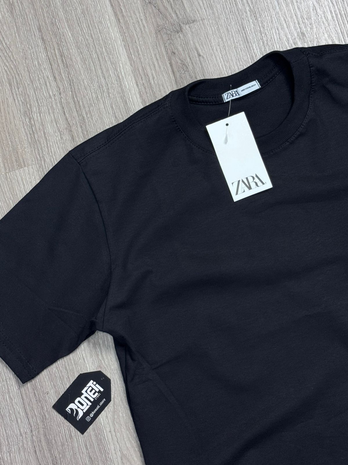 CAMISETA SLIM BASIC Z.A - PRETA