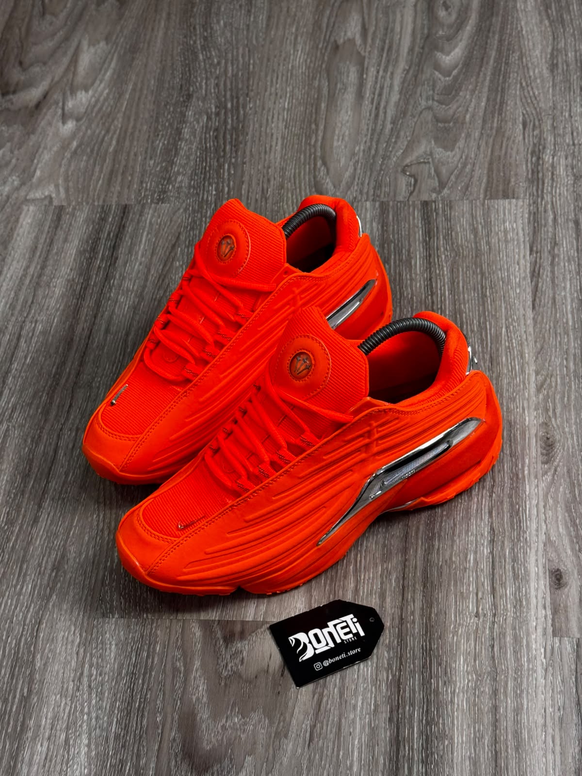 TÊNIS NK x NOCTA HOT STEP 2 - ORANGE