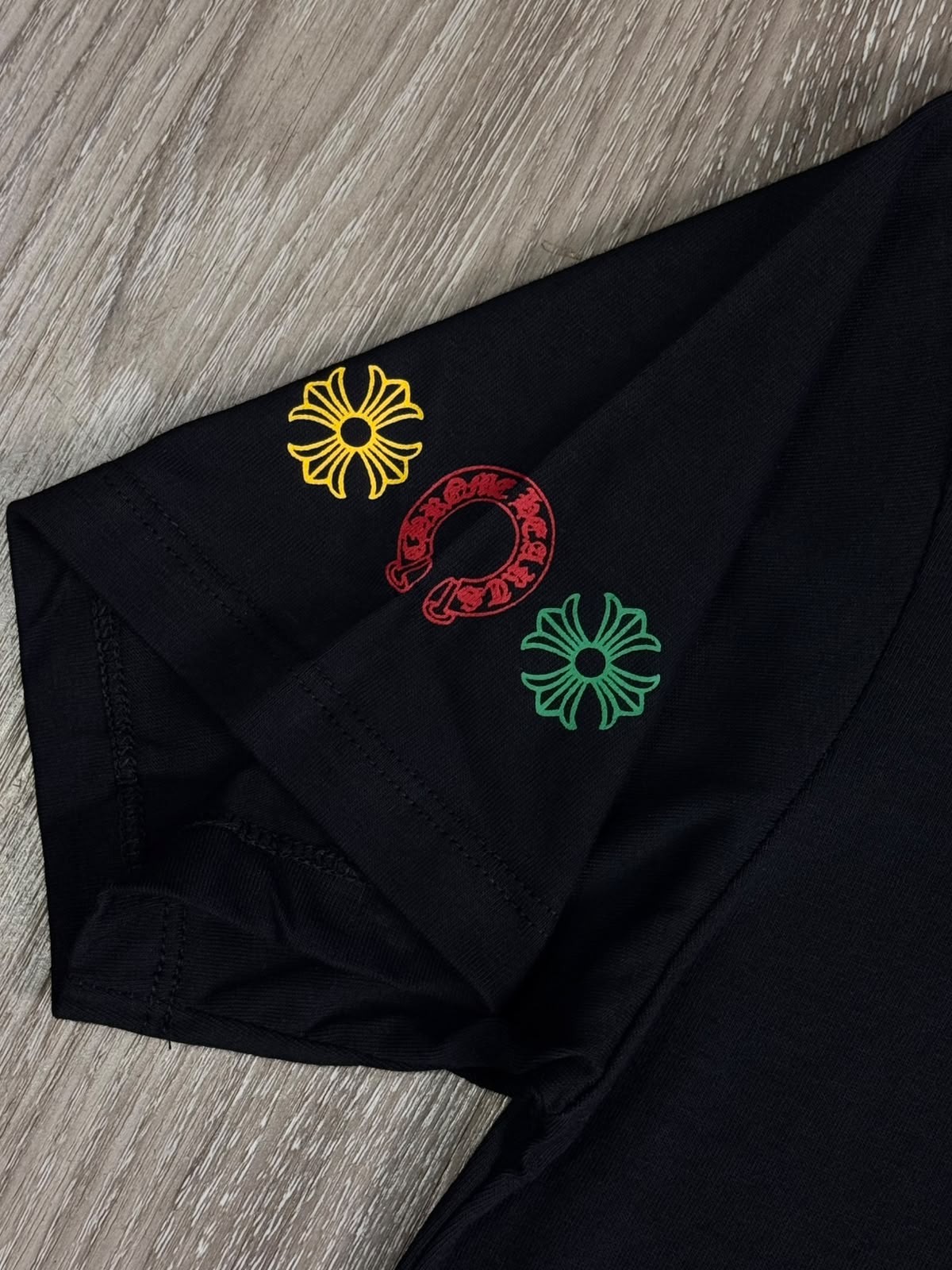 CAMISETA CHROME HEARTS FLORAL - PRETA
