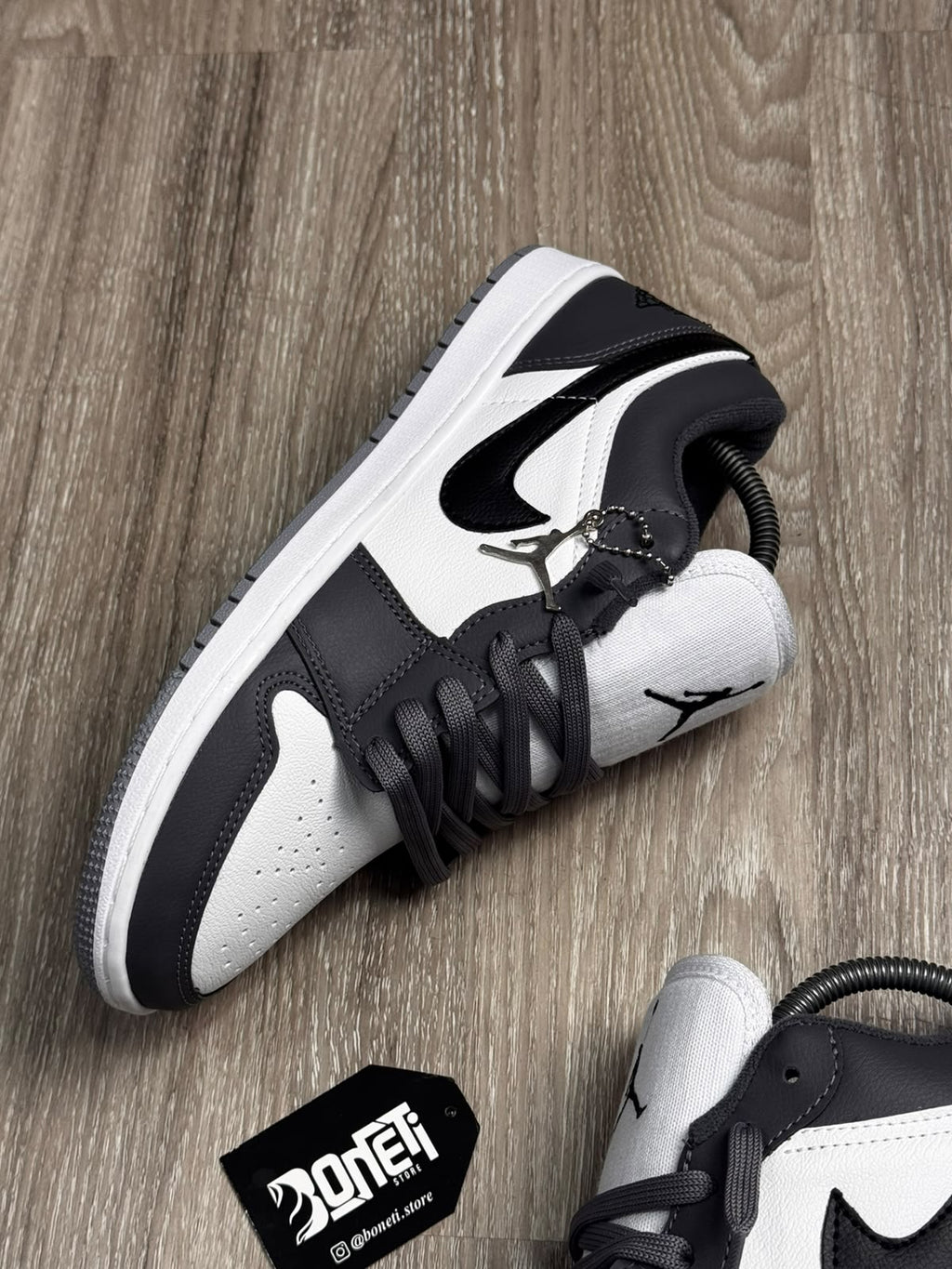 TÊNIS NK JORDAN 1 - GREY