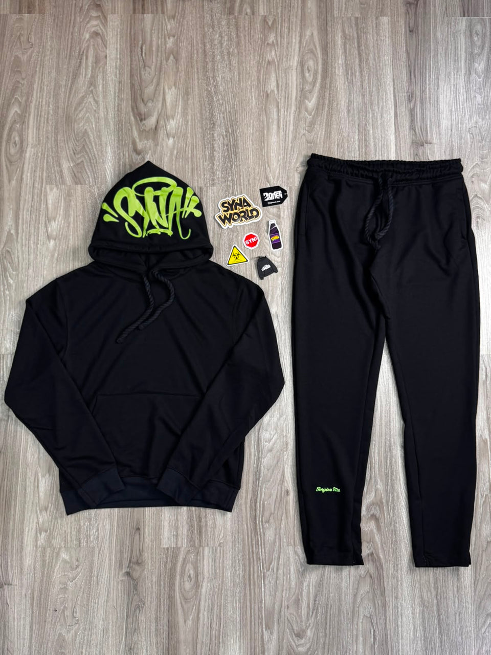 CONJUNTO SYNA WORLD WINTER MOLETOM - BLACK GREEN