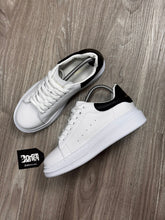 TÊNIS MCQUEEN COURO - BRANCO E PRETO