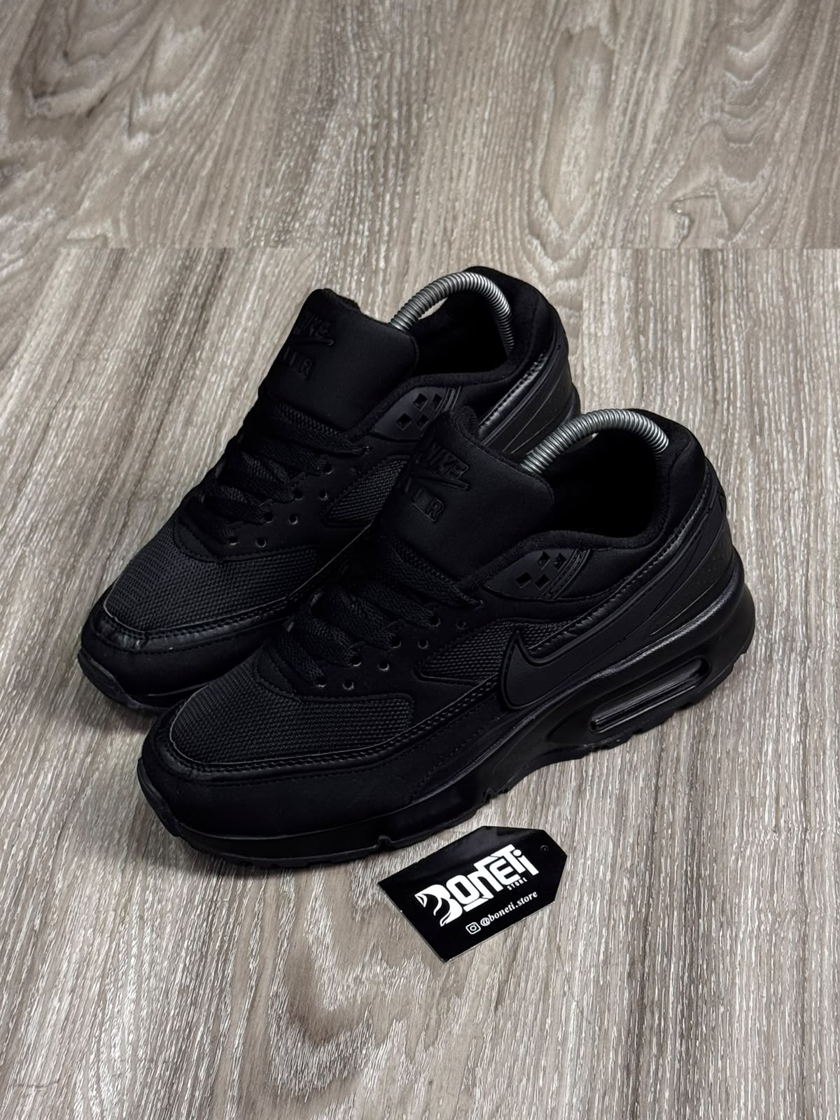 TÊNIS NK AIR MAX COMAND - PRETO