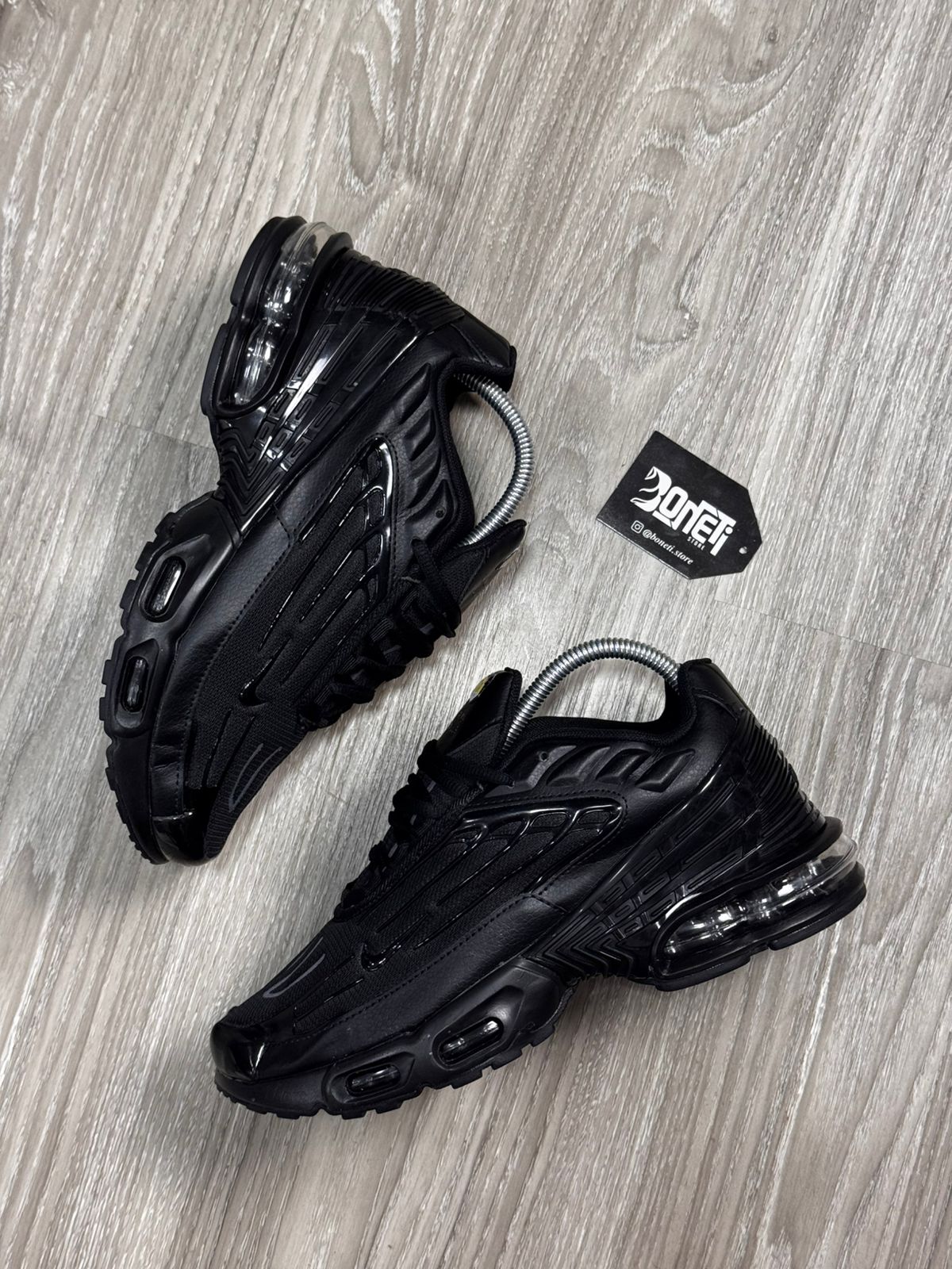 TÊNIS NK AIR MAX PLUS TN 3 - TRIPLE BLACK