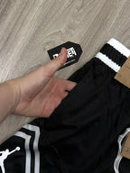 SHORTS DRI-FIT JORDAN - PRETO E BRANCO