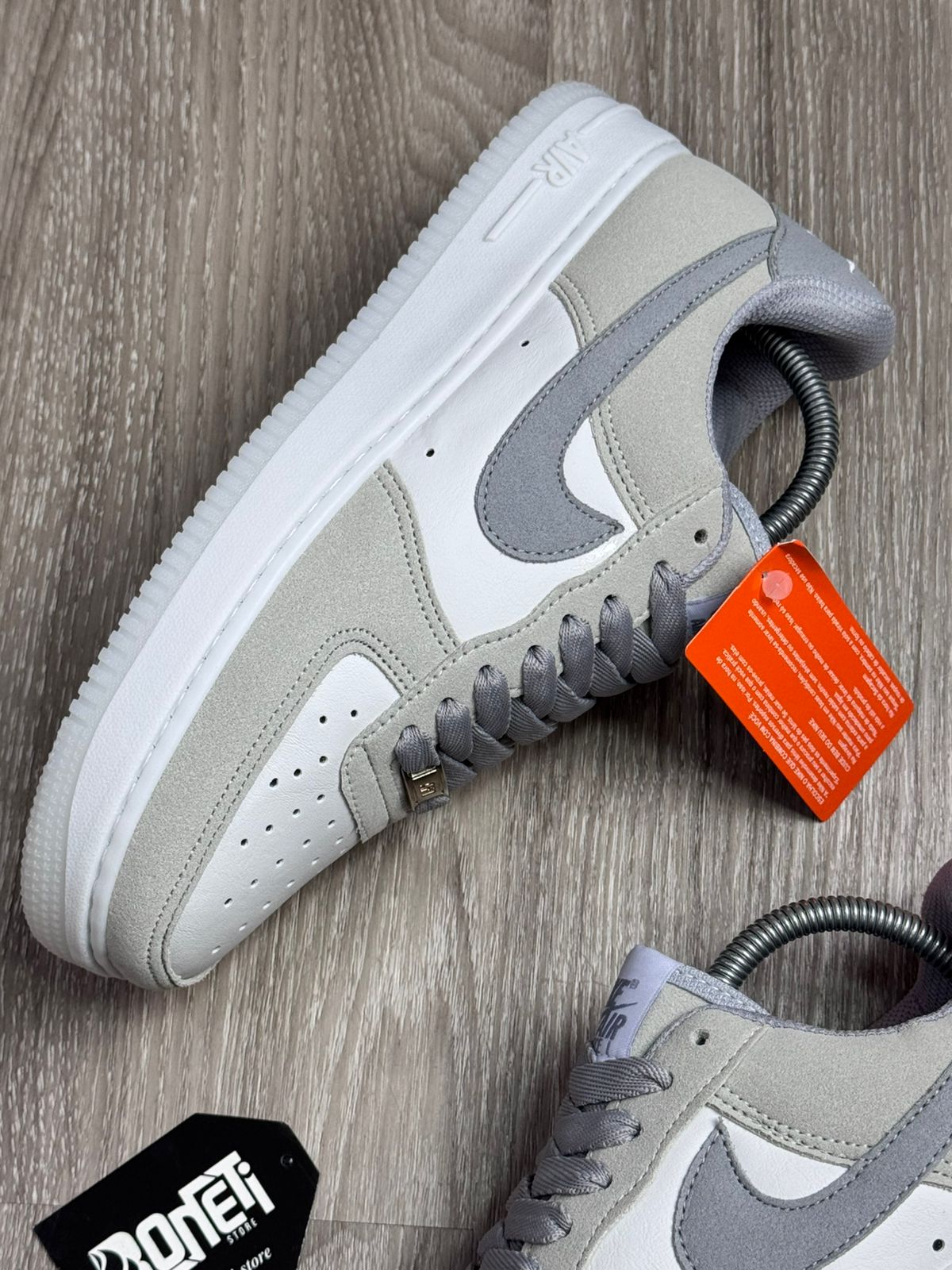 TÊNIS NK FORCE 1 - NATURAL GREY
