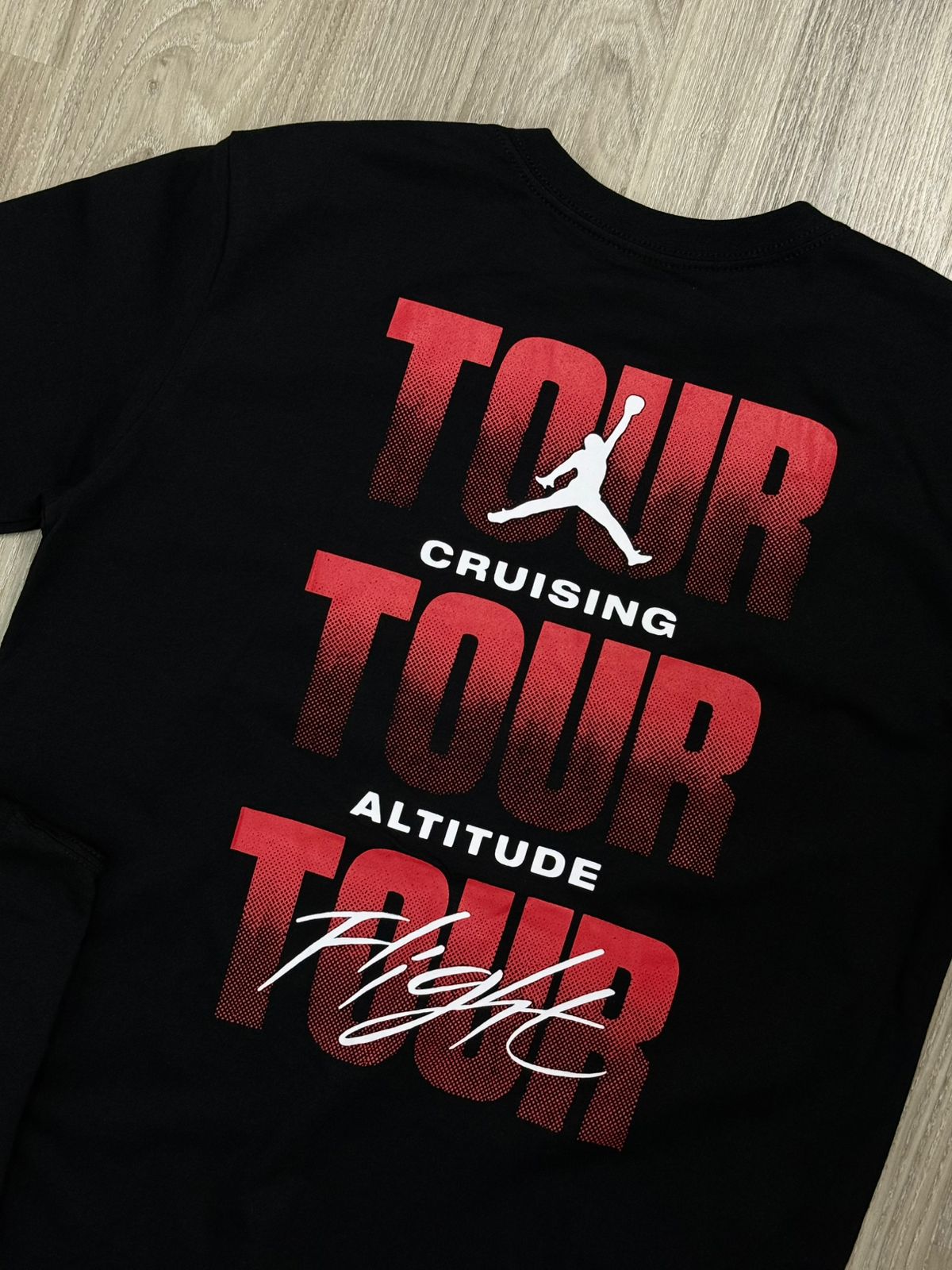 CAMISETA JORDAN CRUSING ALTITUDE - PRETA