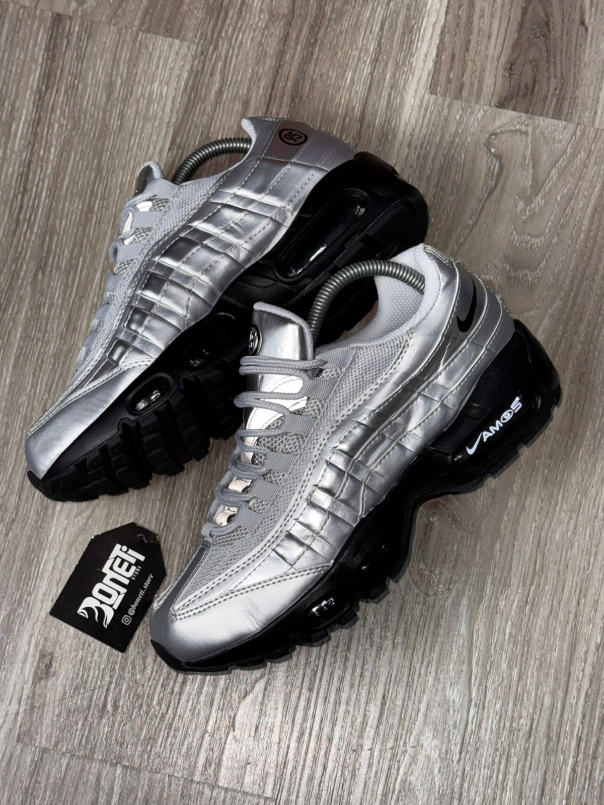 TÊNIS NK AIR MAX 95 TOTAL 90  - CINZA