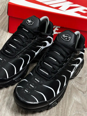TÊNIS NK AIR MAX PLUS TN VENOM