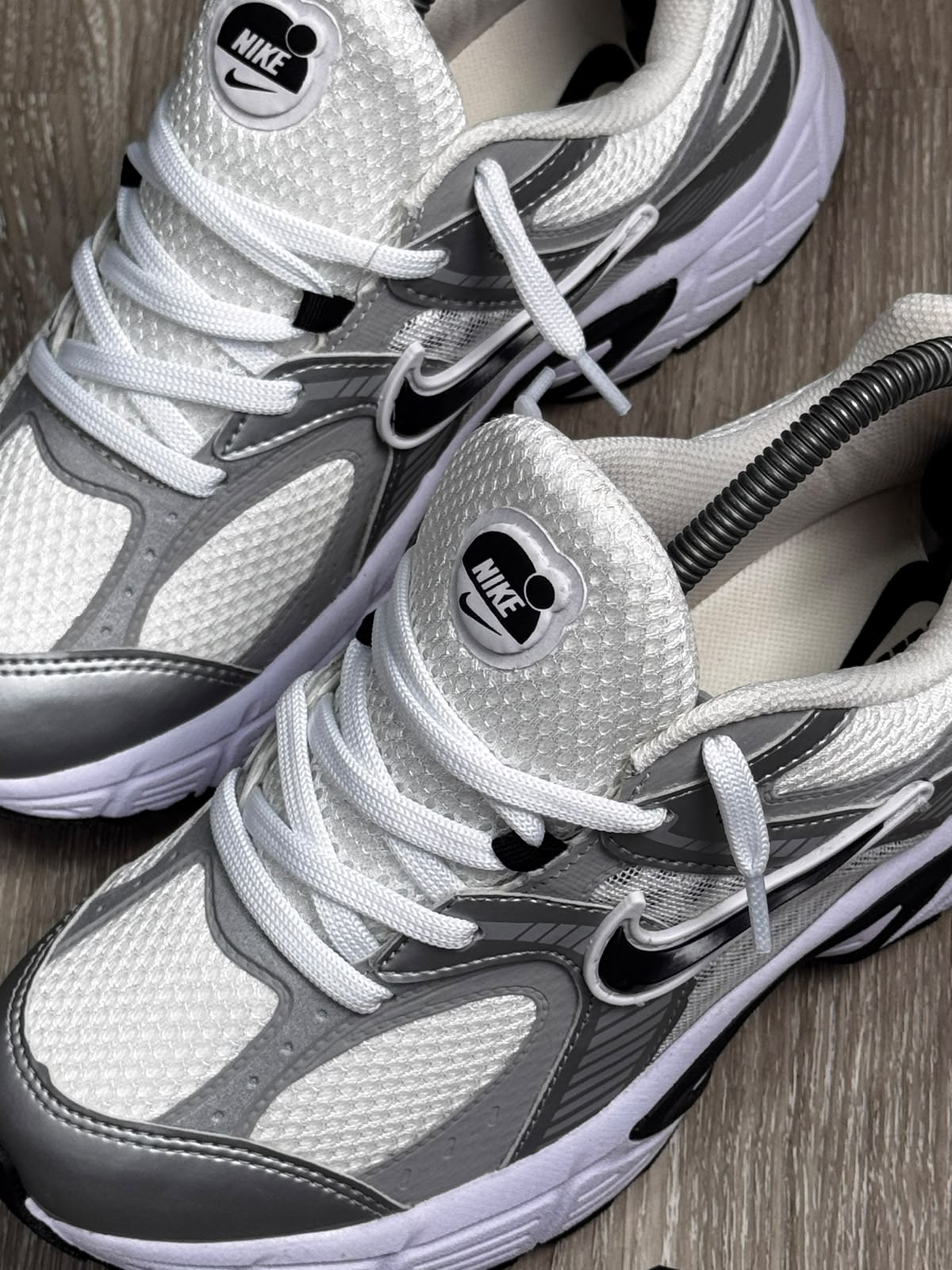 TÊNIS NK V5 RNR - WHITE SILVER