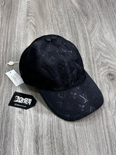 BONÉ LV MONOGRAM PRETO