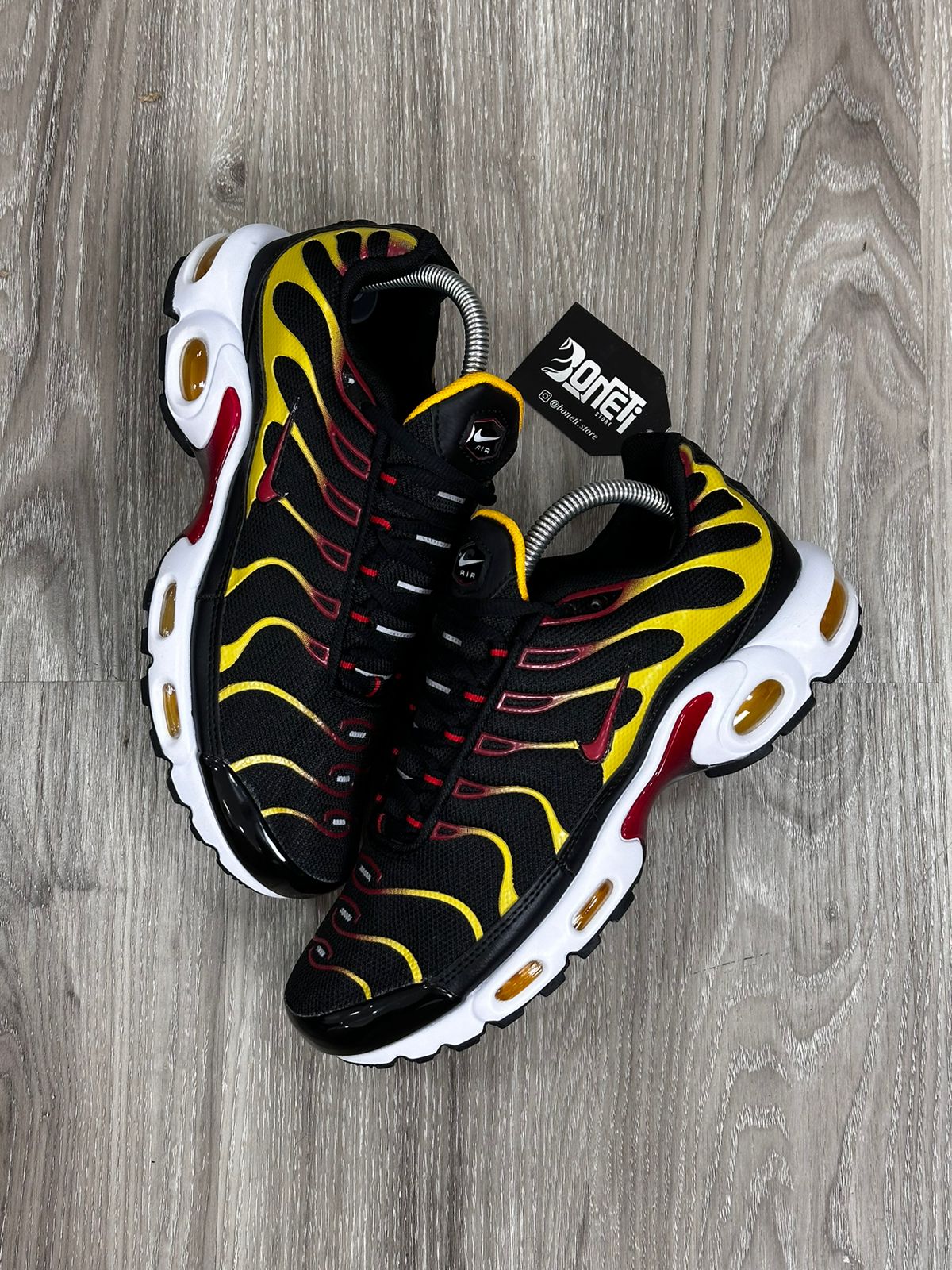 TÊNIS NK AIR MAX PLUS TN - REVERSE SUNSET