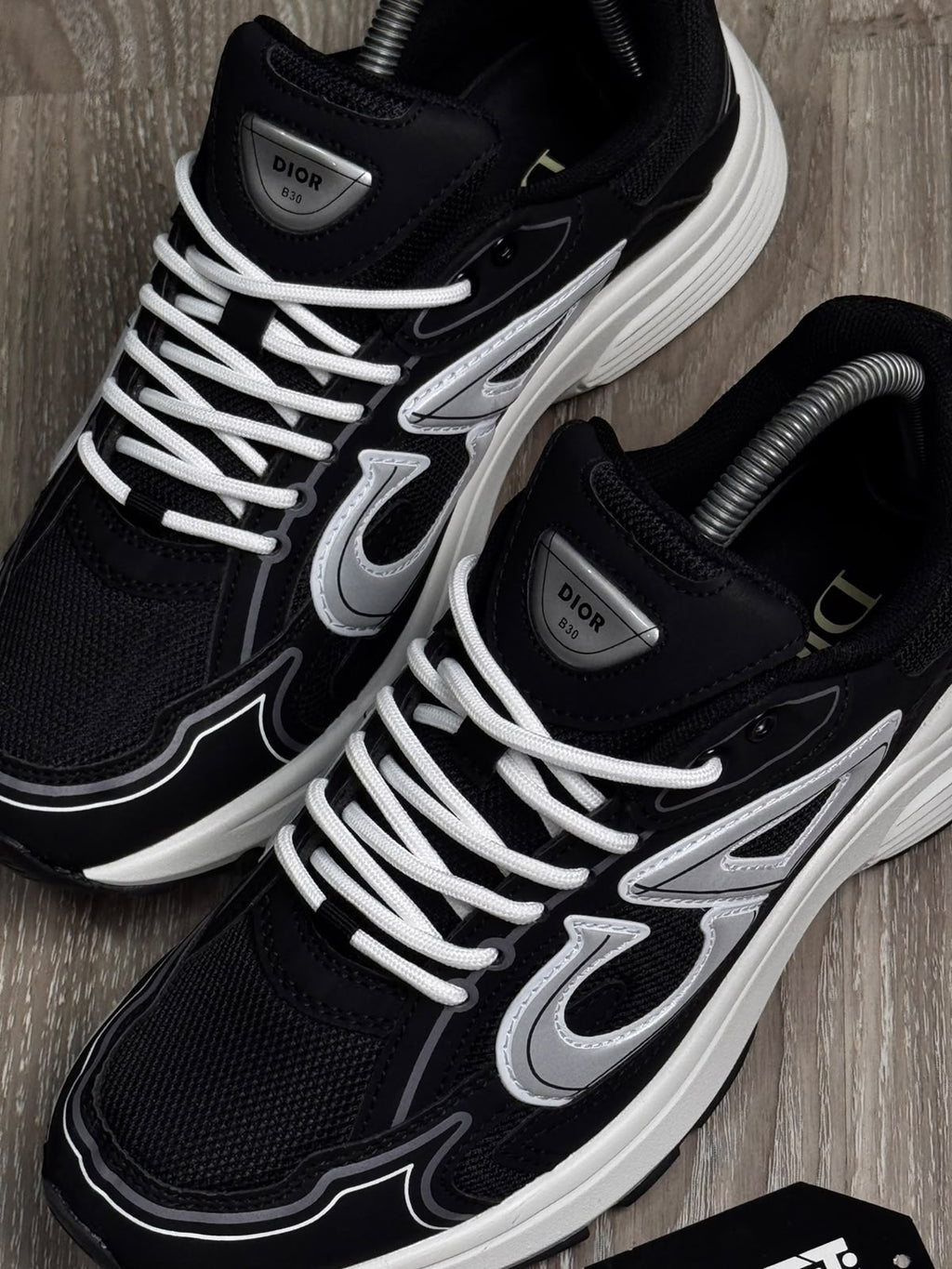 TÊNIS DIOR B30 COUTDOWN - BLACK WHITE