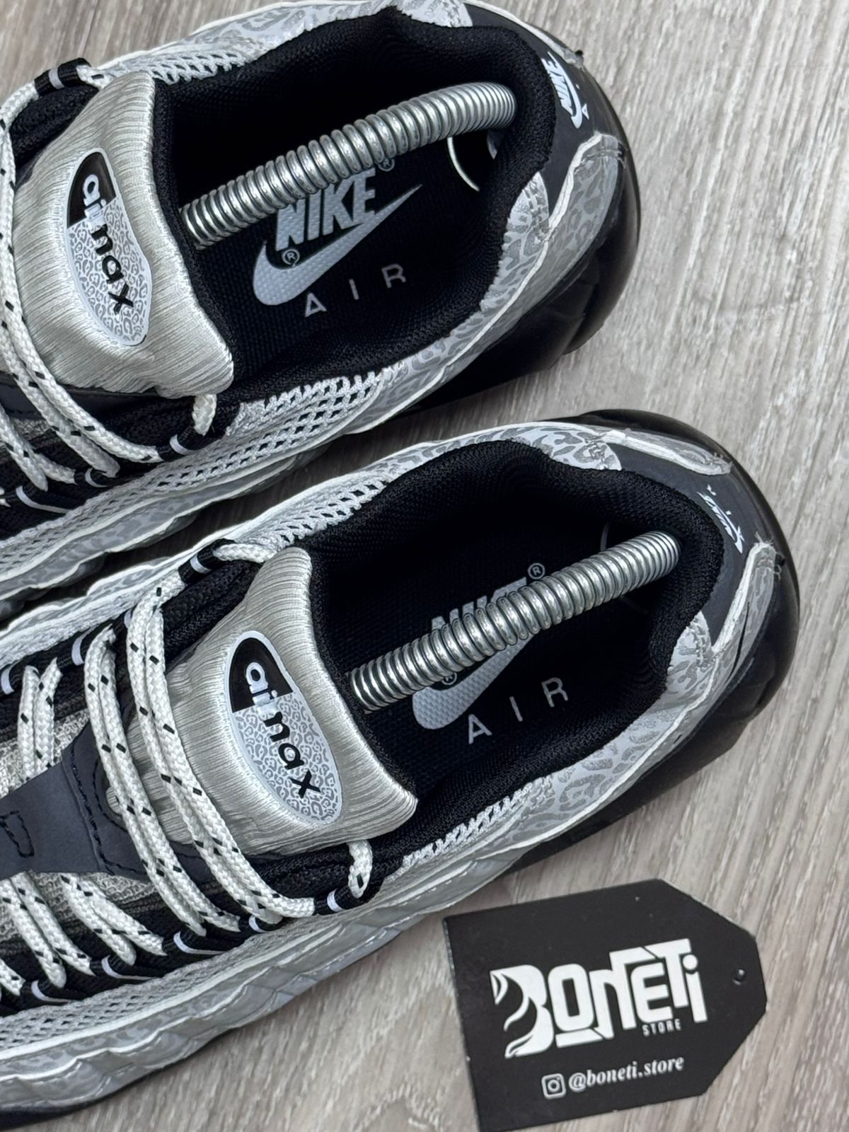 TÊNIS NK AIR MAX 95 - WALK BUNNY