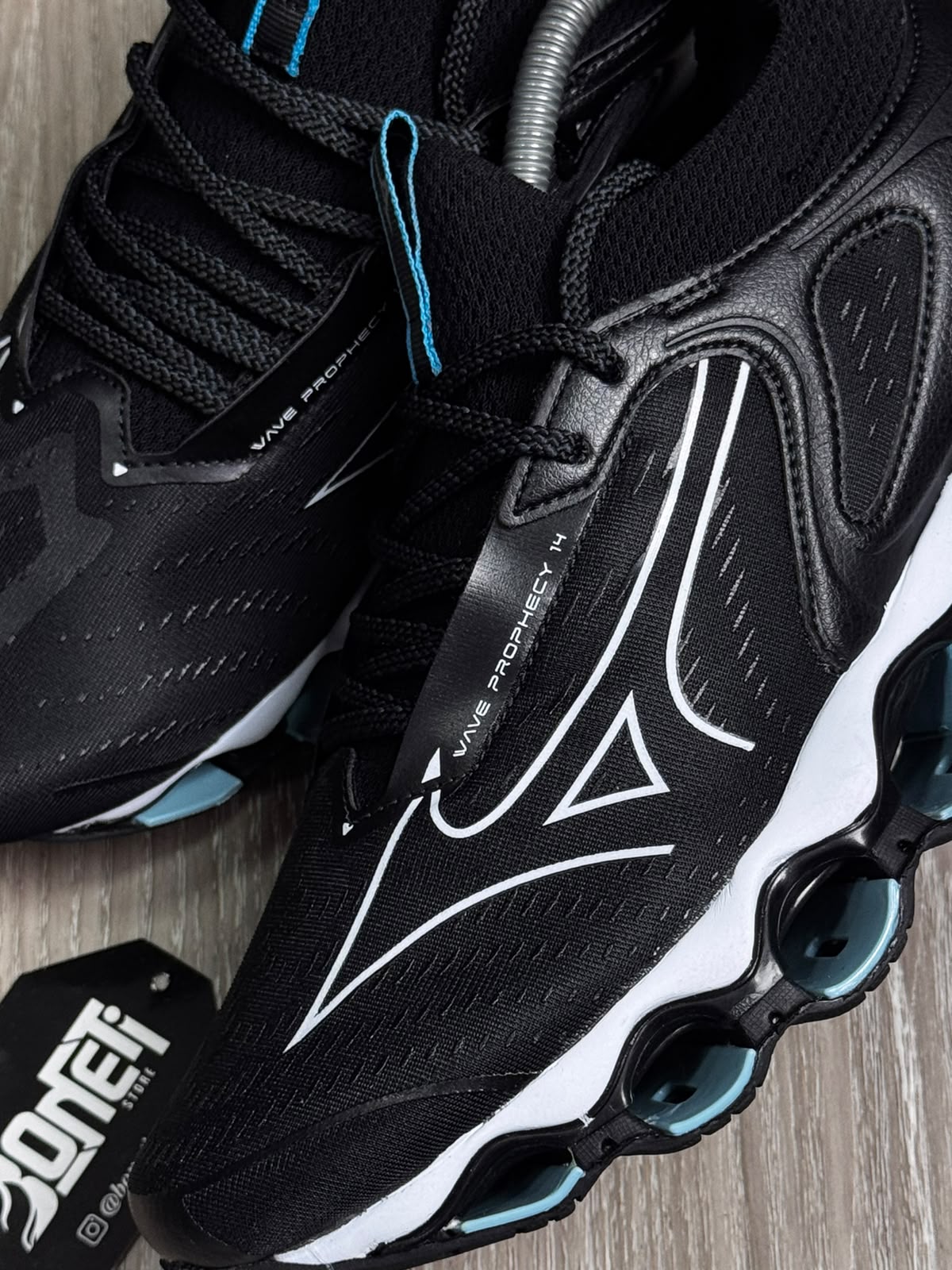 TÊNIS MZN WAVE PROPHECY 14 - PRETO E AZUL BEBÊ