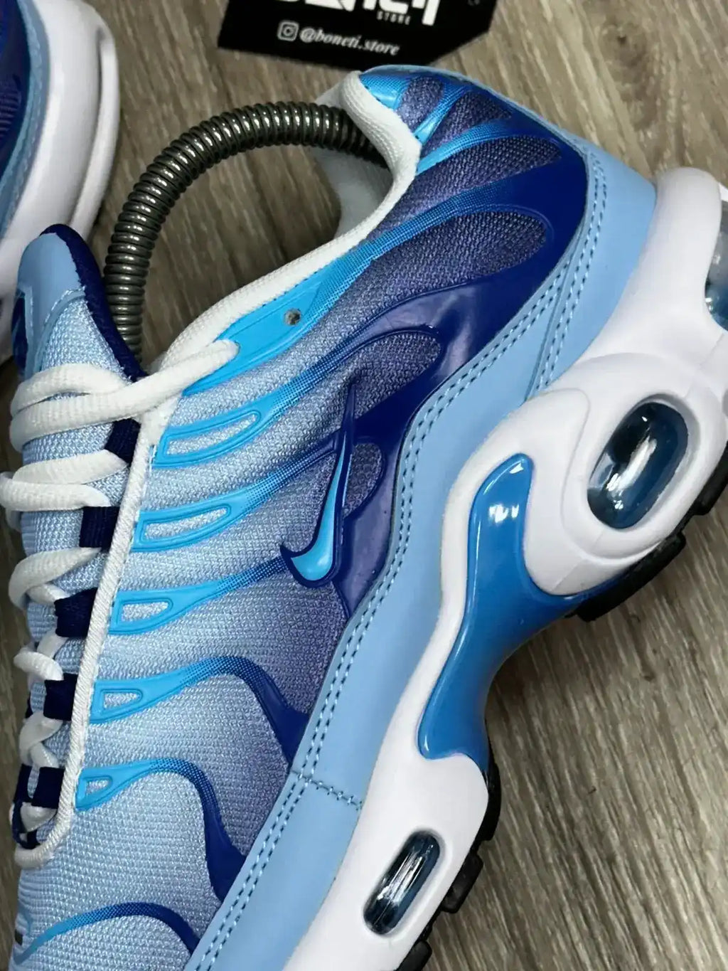 TÊNIS NK AIR MAX PLUS TN - BABY BLUE