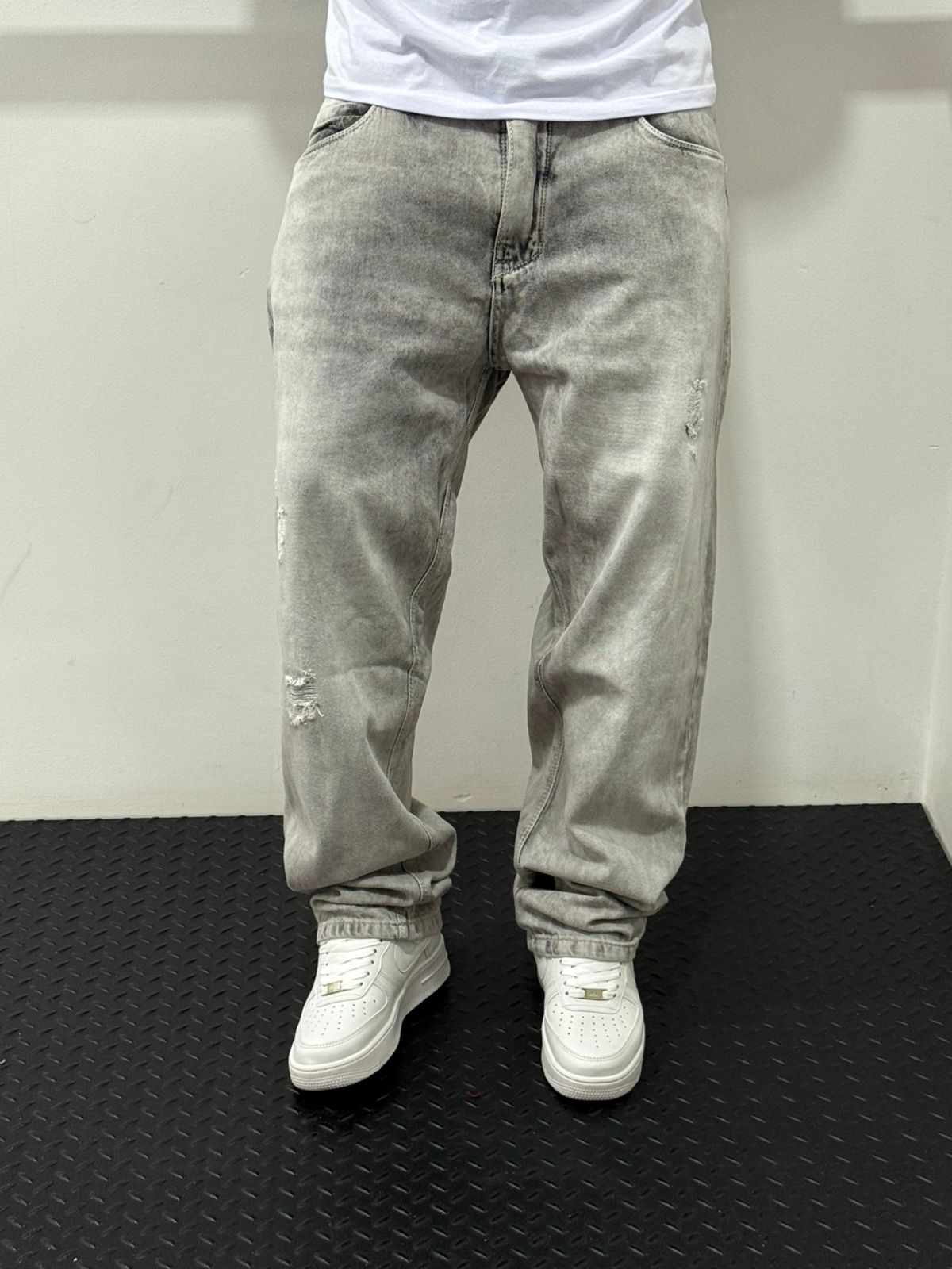 CALÇA JEANS RETA RASGO JAY JONES - 8114