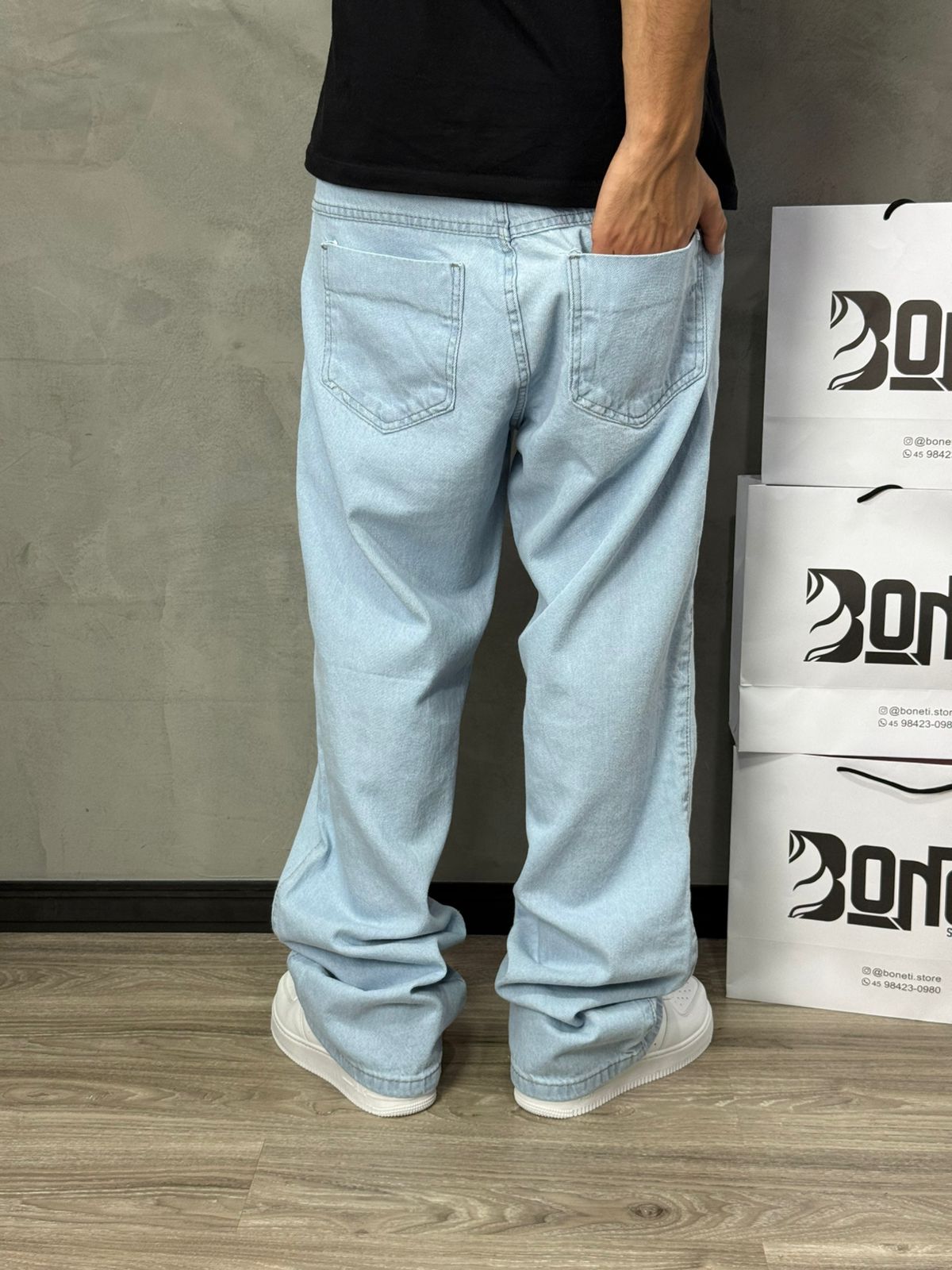 CALÇA JEANS RETA CLARA BS