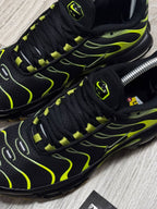 TÊNIS NK AIR MAX PLUS TN - PACIFIC MOSS