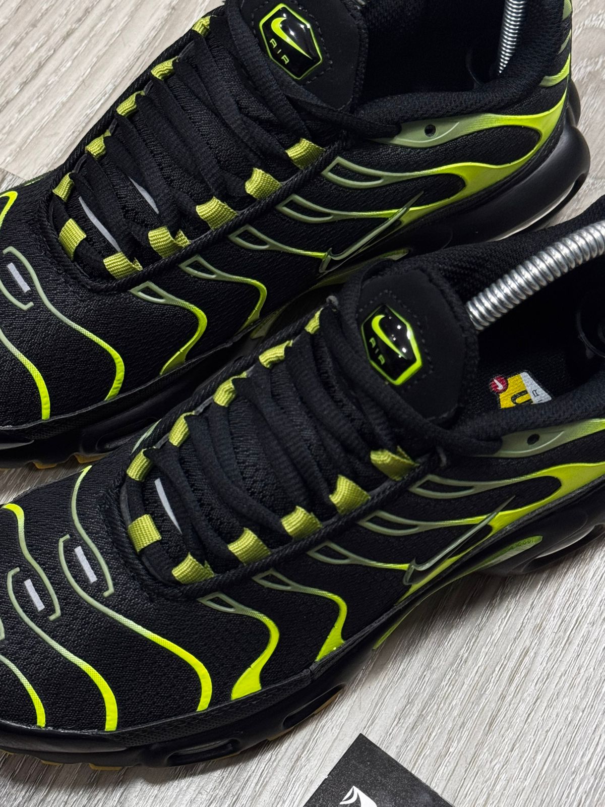 TÊNIS NK AIR MAX PLUS TN - PACIFIC MOSS