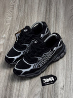 TÊNIS ASICS GEL NYC - GRAPHITE GREY BLACK