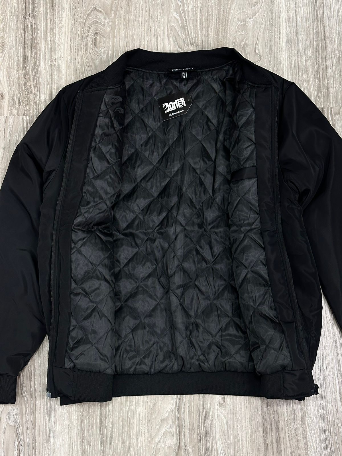 JAQUETA BOMBER PRETA
