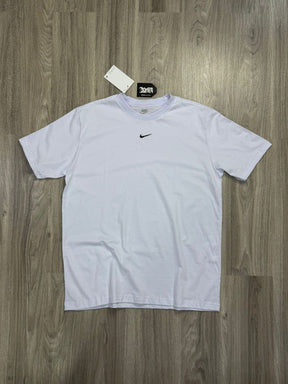 CAMISETA NK BASIC ESSENTIALS - BRANCA