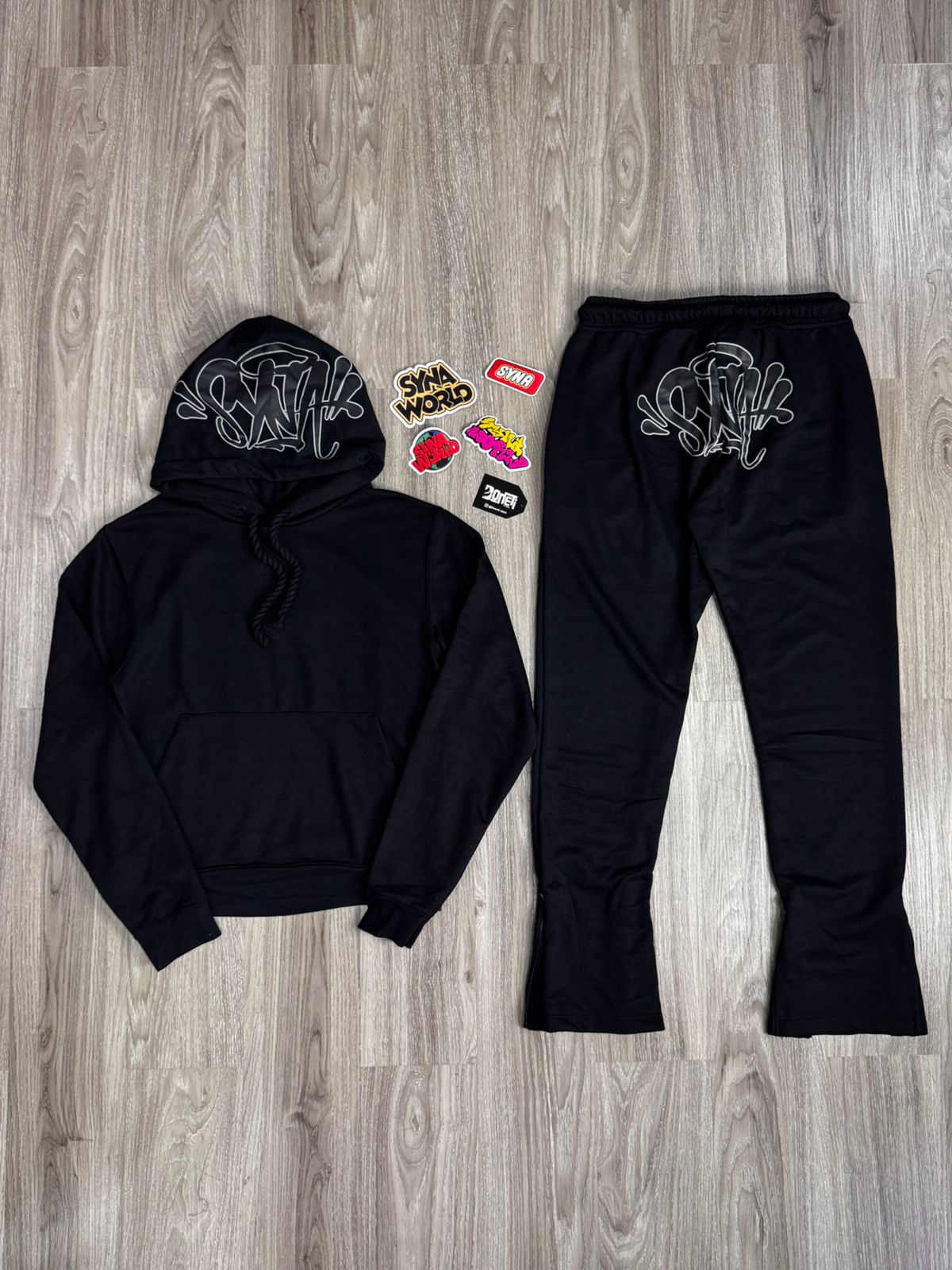 SYNA WORLD – Boneti Store | Oficial