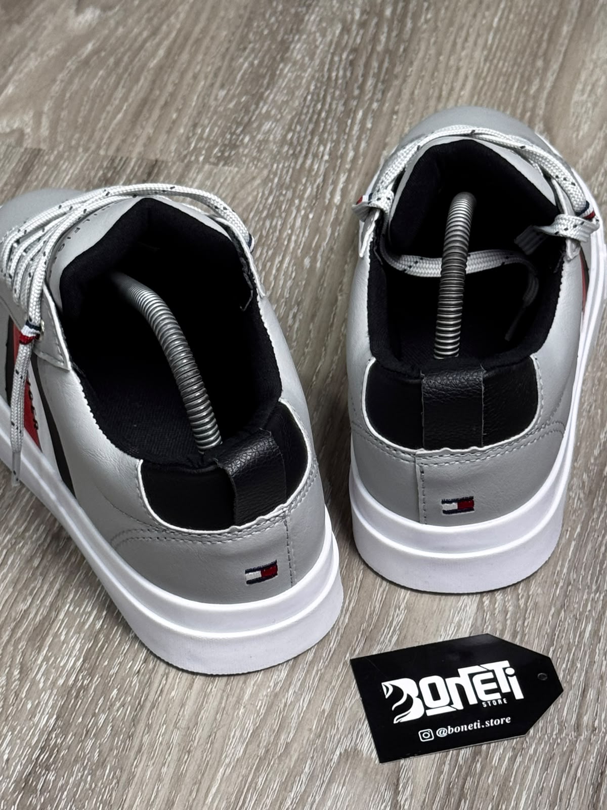 TÊNIS TOMMY DINO - CINZA