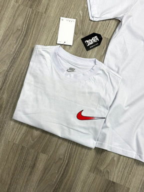 CAMISETA NK BLOW BY SOMEBODY - BRANCA