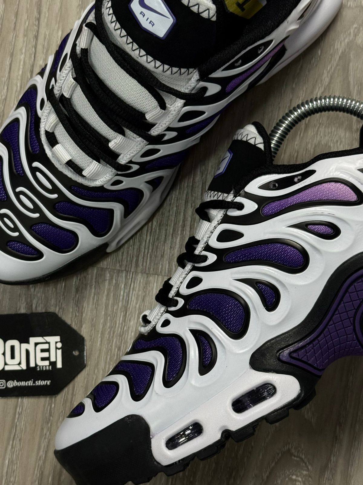 TÊNIS NK AIR MAX PLUS TN DRIFT - WHITE GRAPE