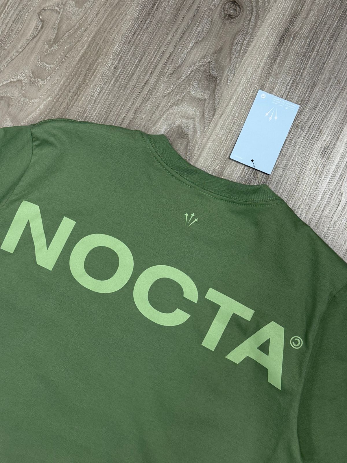 CAMISETA NK NOCTA ALWAYS - VERDE