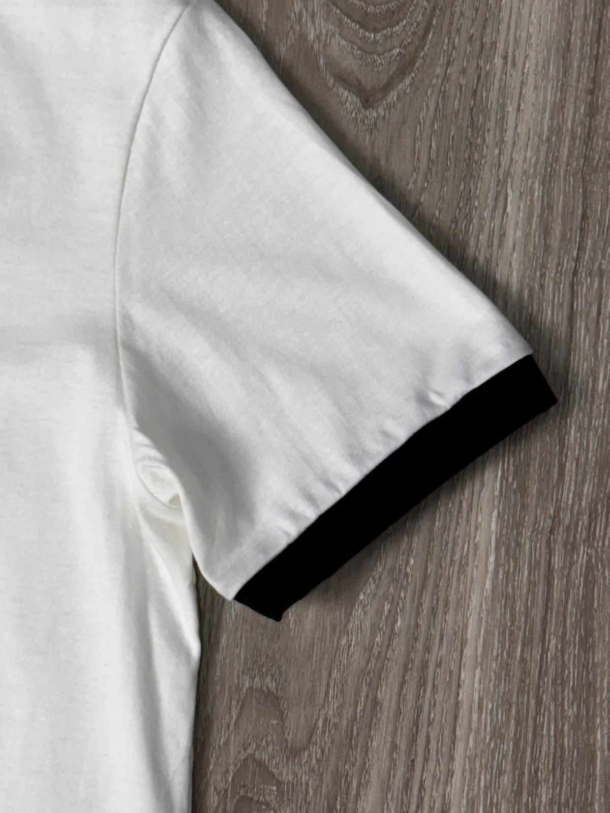 CAMISETA SLIM GOLA ZARA - OFFWHITE