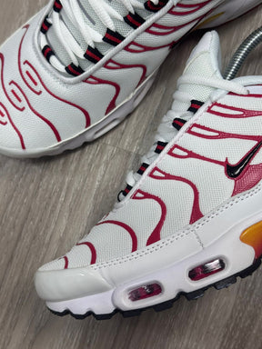 TÊNIS NK AIR MAX PLUS TN - SUNBURN