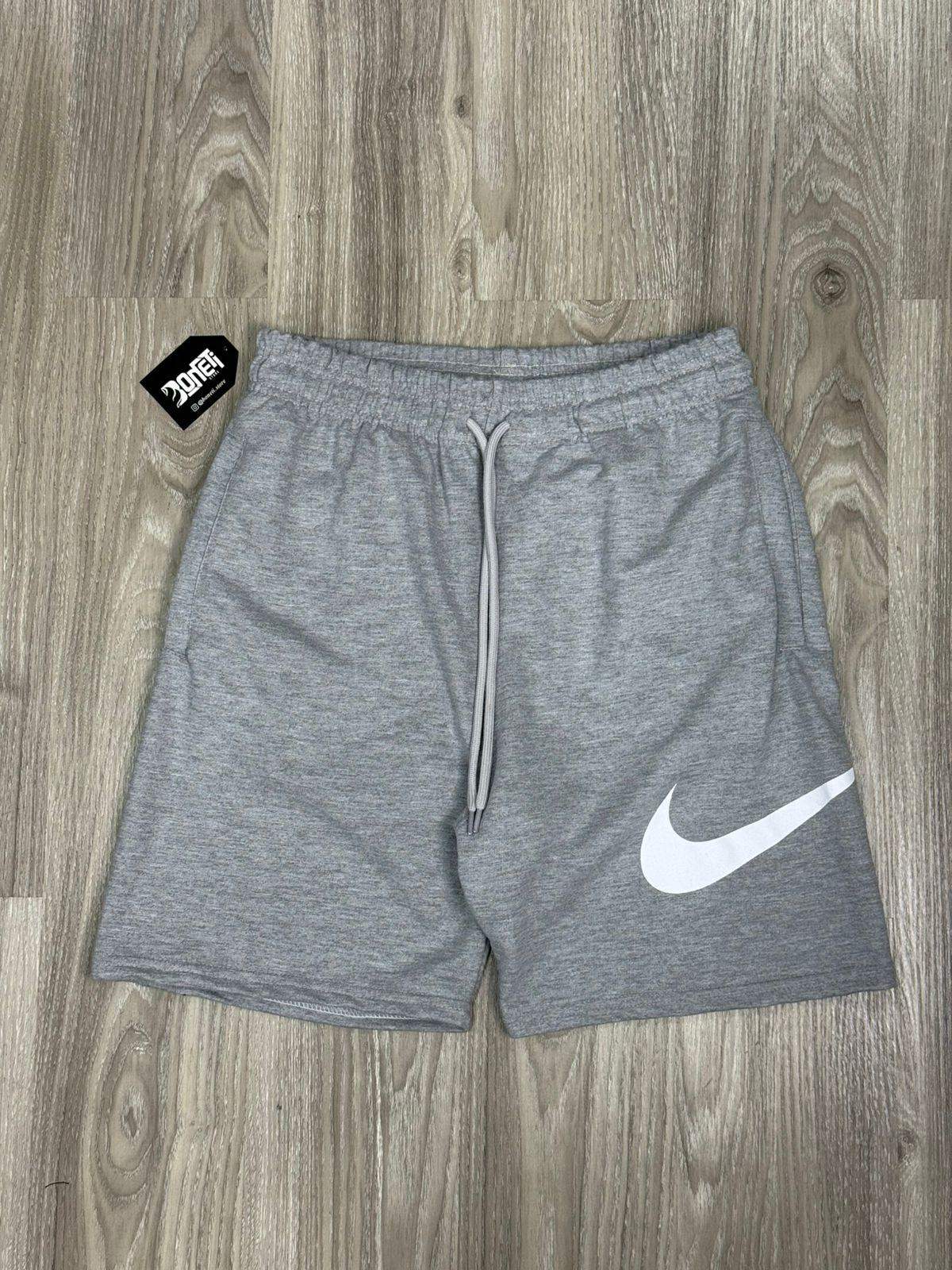 SHORTS MOLETOM NK BIG SWOOSH - CINZA