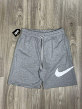 SHORTS MOLETOM NK BIG SWOOSH - CINZA