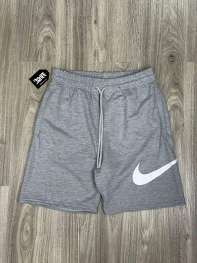 SHORTS MOLETOM NK BIG SWOOSH - CINZA