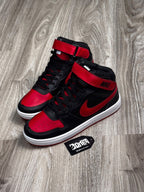 TÊNIS NK COURT BOROUGH MID - VERMELHO