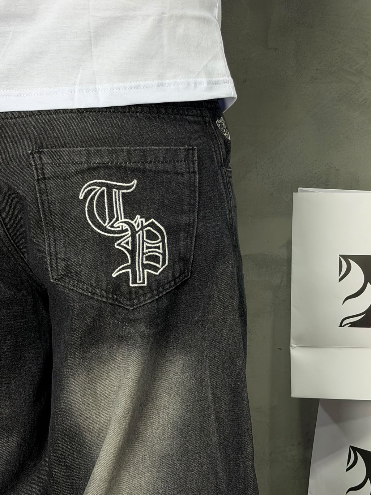 CALÇA JEANS BARREL ESCURA TRIPSIDE - 103