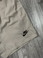 SHORTS TACTEL NK CLUB BORDADO - CAQUI