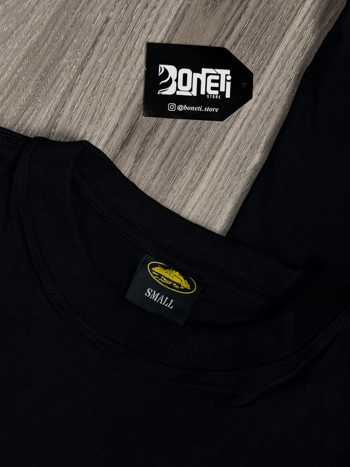 CAMISETA CORTEIZ PIXEL ISLAND - PRETA
