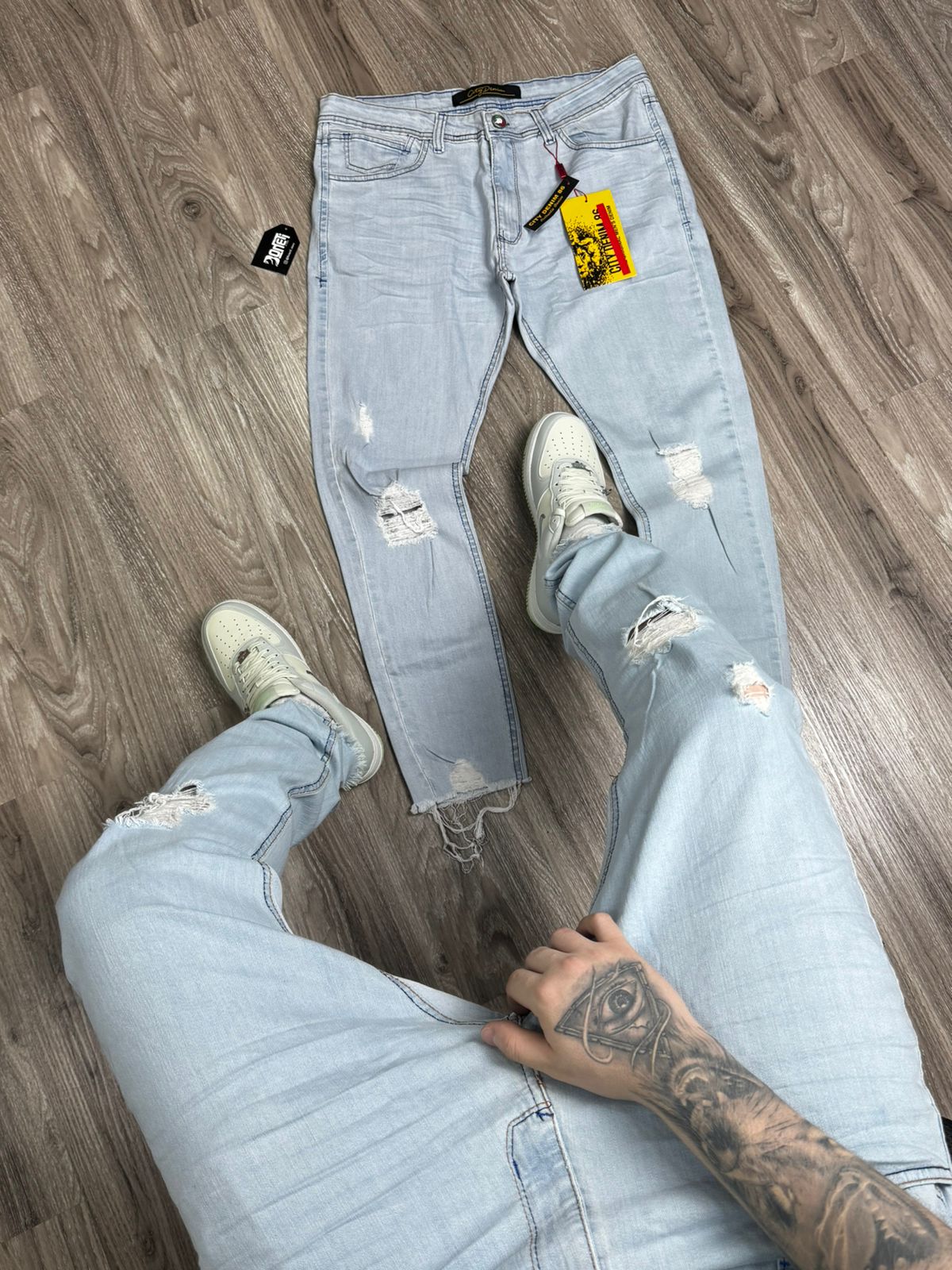 CALÇA JEANS SKINNY ULTRACLARA - 93